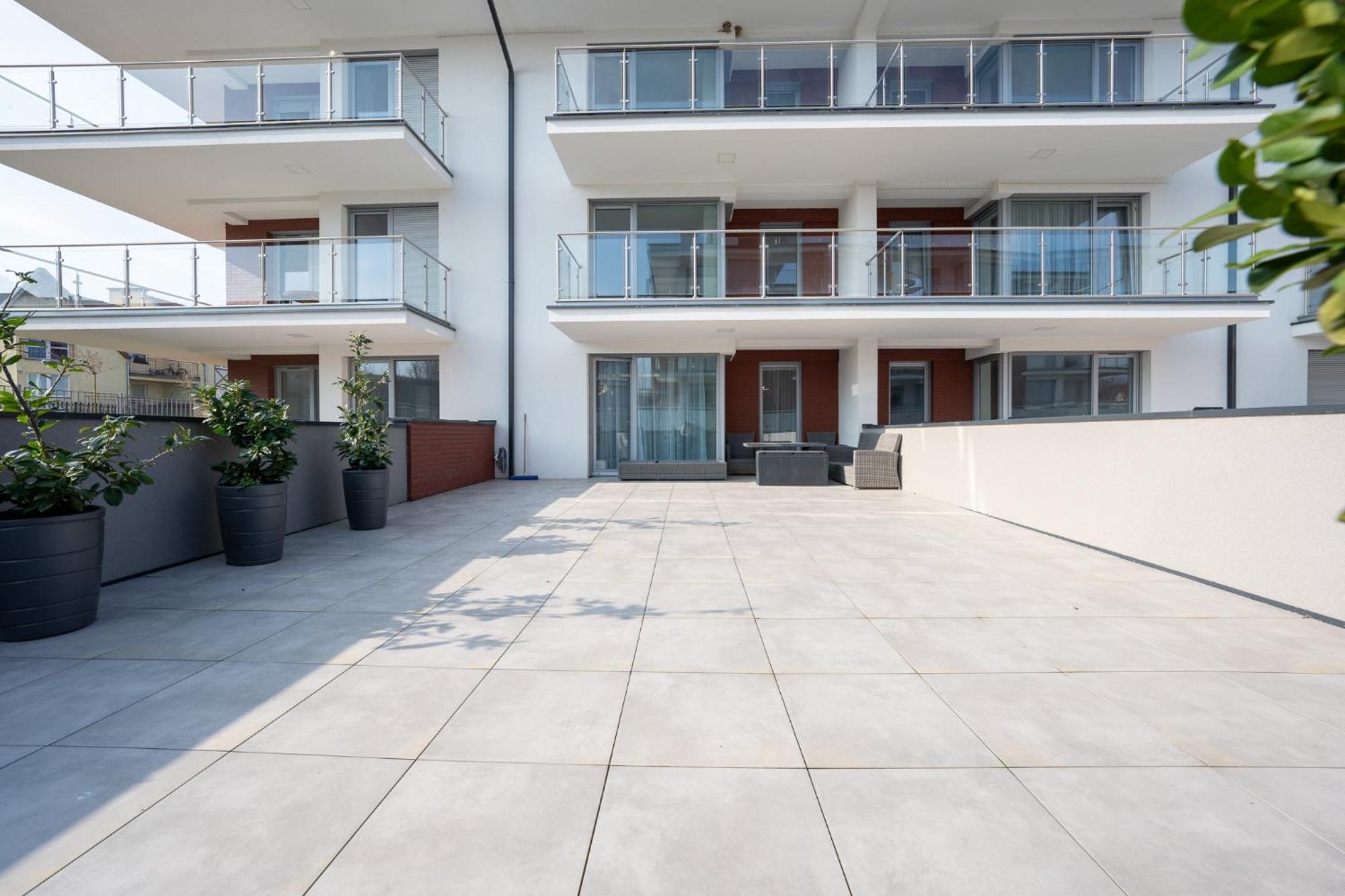 Apartament Z Wielkim Tarasem Morska 2 Rewal 50M Do Morza Ngoại thất bức ảnh